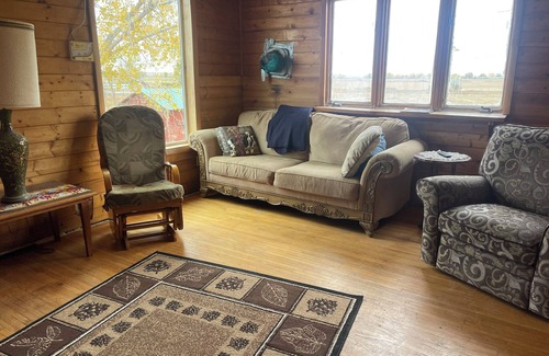 Zurich Other | Ranch house between Zurich and Harlem hunting, hiking, & quiet. Family friendly