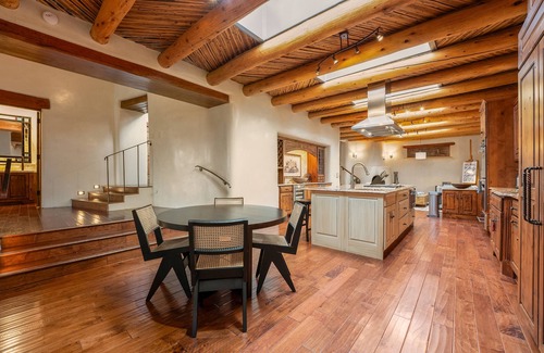 Santa Fe House | Ranchitos - Swimming Pool and Hot Tub