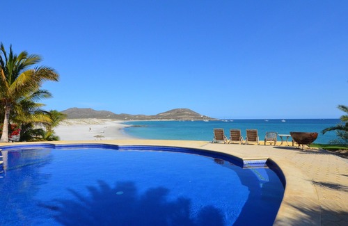 Ensenada Los Muertos Villa | Rancho de Costa: One-of-a-Kind Beachfront Estate on the Bay of Dreams