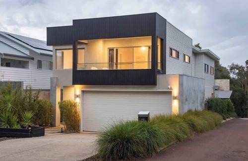 Dunsborough House | Rangeview Retreat Old Dunsborough