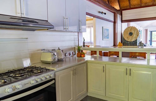 Avatoru Villa | RANGIROA - Villa Fara Nui Private Island