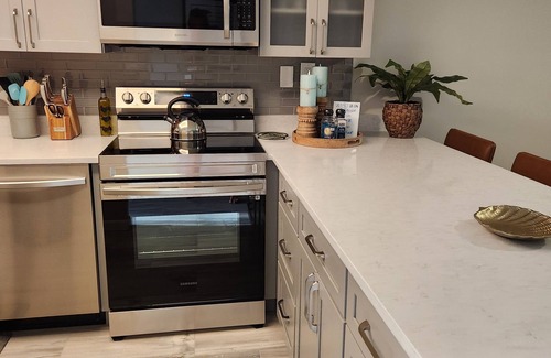 Sanibel Condo | Rare ground floor condo, just steps to the pool or to the famous Sanibel Beach.