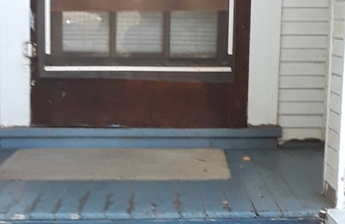 Auburn Apartment | Rare Private Apartment in Downtown Auburn