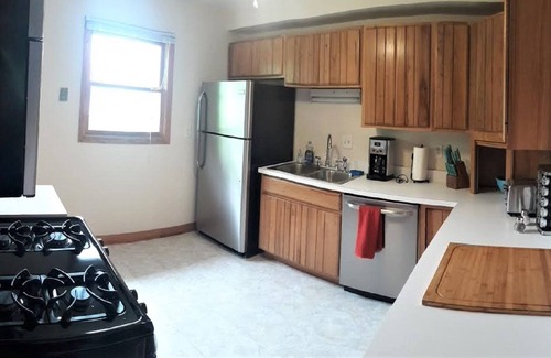 Miller Beach House | Rare Private Heated Pool w/in 1.5 Blocks to the Beach!