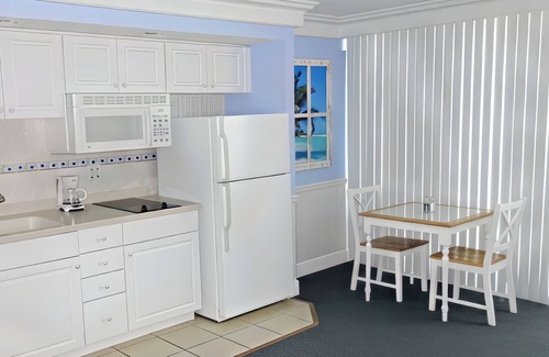 Ortona Park Apartment | RATES HAVE BEEN DISCOUNTED 40% DUE TO POOL CLOSURE