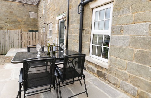 Whitby Cottage | RAW PASTURES, family friendly, with a garden in Whitby