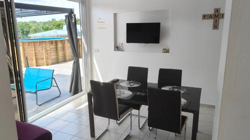 Sainte-Anne Villa | Rayon de soleil bas de villa