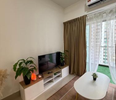 Salak South House | Razak city residence kl city private room