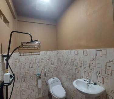 Labuan Bajo Hotel | RD Hotel Resto and Familly Karoke