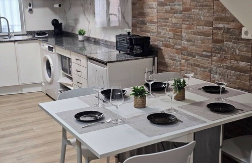 Neda House | Real 43 *Good road