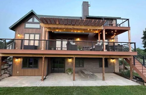 Merrimac House | Real Christmas Tree Farm! Devil's Lake nearby.