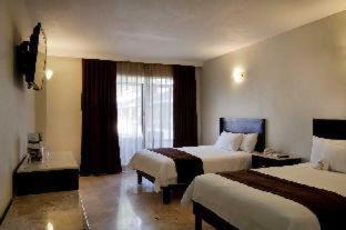 Leon Hotel | Real de Minas Poliforum