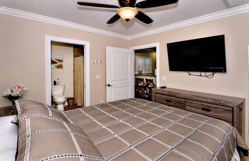 McGregor House | Rebuilt detached guesthouse w/separate entrance