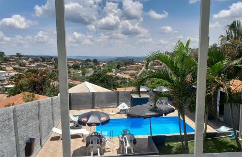 Serra Negra House | RECANTO K9 - SERRA NEGRA SP. No verão e no inverno