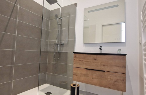 Saint-Pol-de-Leon Apartment | Recent apartment, bright, spacious, quiet and comfortable.