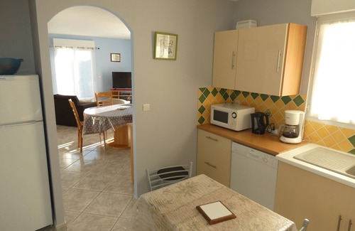 Saujon House | Recently Built 2-Bedroom House with Large Yard Near Royan