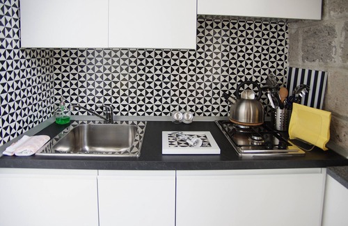 Piano di Sorrento House | Recently renovated flats with private garden, swimming pool, and parking