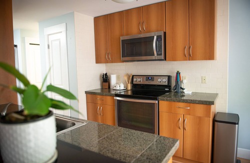 Esperance Condo | Recently Updated 2BD Condo in Edmonds WA - Great Location!