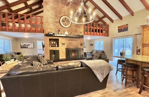 Heber Cabin | Red Brick Lodge | Built for a forest retreat!