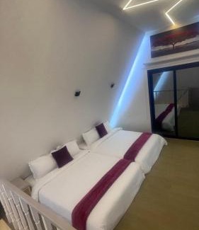 Hatta Ski Chalet | Red Hut Resort