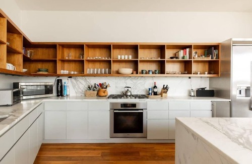 East Chatham House | Red Rock Summit: Mtn Escape w/Pool, Sauna + Views