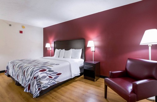 Carrollton Hotel | Red Roof Inn Carrollton