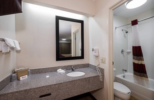 Fairborn Hotel | Red Roof Inn Dayton - Fairborn/Nutter Center