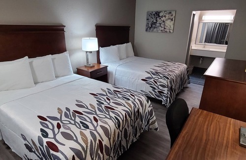 LaGrange Hotel | Red Roof Inn LaGrange