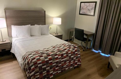Niagara Falls Hotel | Red Roof Inn Niagara Falls