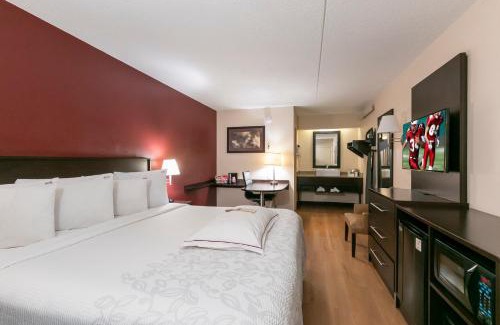 Columbus Hotel | Red Roof Inn PLUS+ Columbus-Ohio State University OSU