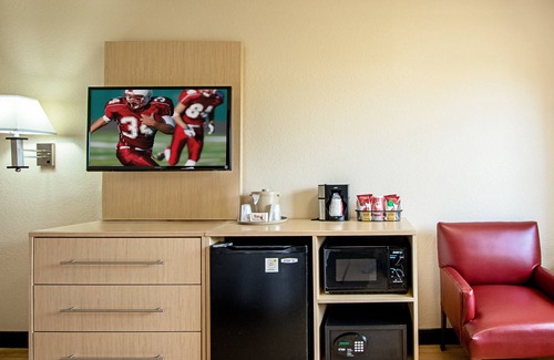Palm Beach - West Palm Beach Hotel | Red Roof Inn PLUS+ West Palm Beach