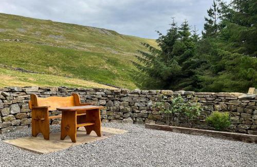 Hawes House | Red Squirrel Cottage