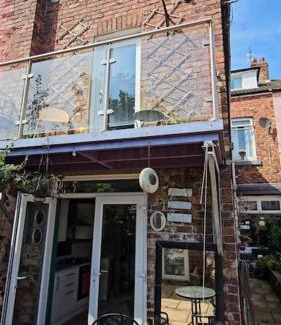 Redcar Apartment | Redcar - Seafront, 6 Bedrooms, Short Stays