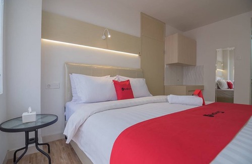 Citaringgul Hotel | RedDoorz Apartment @ Sentul Tower