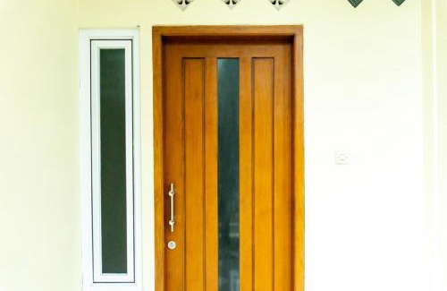 Ngawi House | RedDoorz near Benteng Van Den Bosch