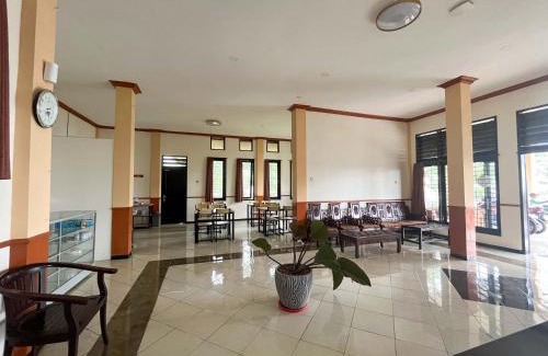 Oro Oro Ombo Hotel | Reddoorz Near BNS 2