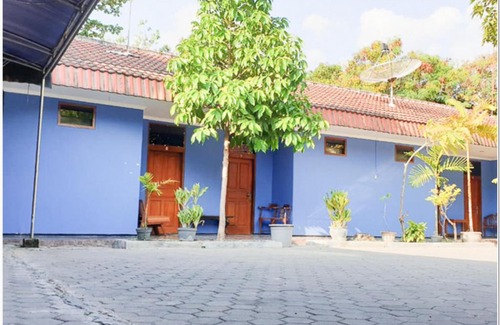 Bojonegoro Hotel | RedDoorz near Bojonegoro Train Station