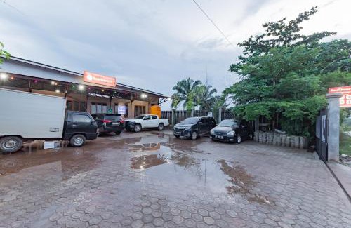 Kalimantan Hotel | RedDoorz near GOR Parenggean