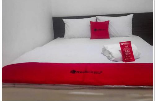 Purwokerto House | RedDoorz near Moro Mall Purwokerto 2