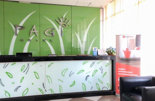 Labuan Bajo Hotel | RedDoorz near Pantai Pede