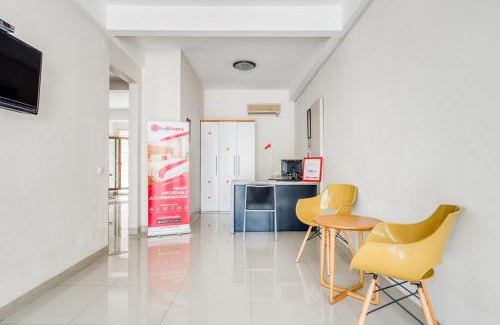Surabaya House | RedDoorz near UNTAG Surabaya