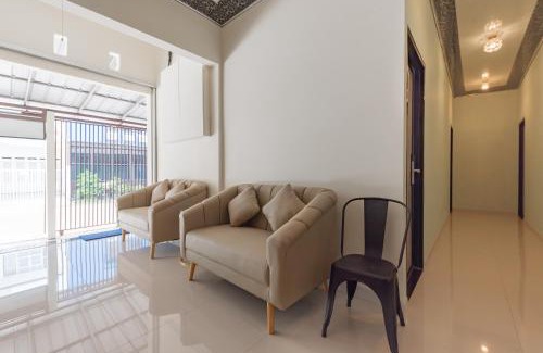 West Cirebon Hotel | RedDoorz Plus near RSUD Gunung Jati Cirebon