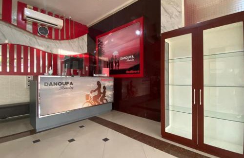 Rawamangun Hotel | RedDoorz Plus @ Rawamangun