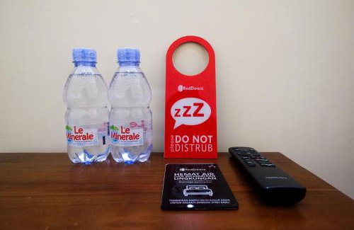 Colomadu Hotel | RedDoorz Syariah @ Klodran Solo