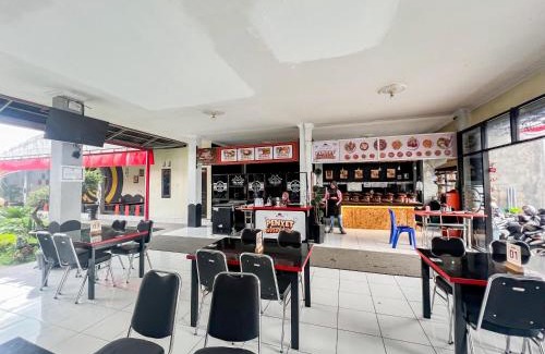 Kalianget Hotel | RedDoorz Syariah near Alun Alun Wonosobo 4