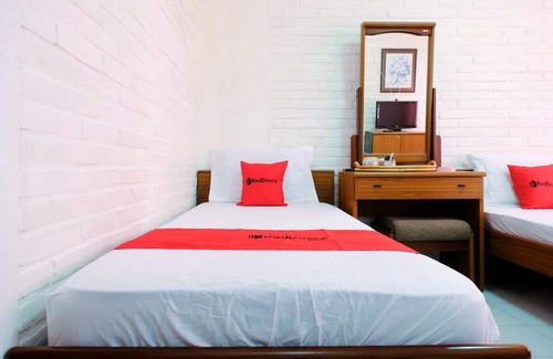 Kopeng Hotel | RedDoorz Syariah near Kopeng Treetop Adventure