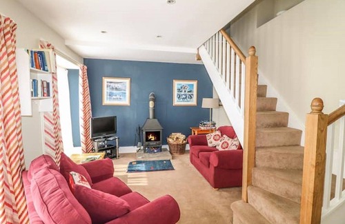 Newton Grange Apartment | Redhurst Cottage - 2 bedroom (sleeps 4)