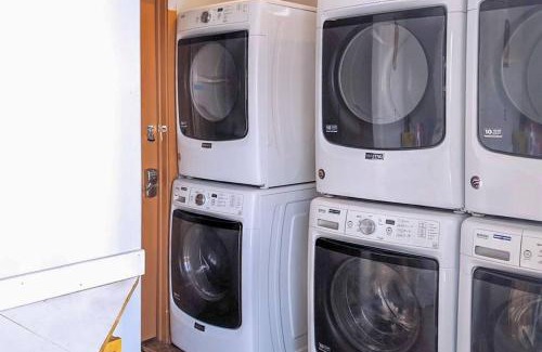 Moab South Valley House | Redrock Moab Tiny House w/Double Loft Site 6