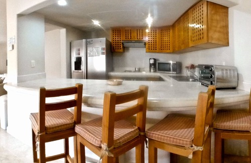 Puerto Aventuras Condo | REDUCED RATE! * Beachfront Luxury Puerto Aventuras, Cancun, Mexico