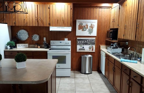 Fedhaven House | Reel Simple - Near Camp Mack Resort